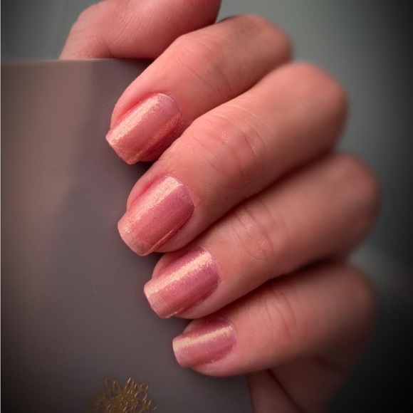 *Retired* Color Street: Alter Ego | Pink Shimmer Overlay Bronze Gold Layer - Picture 5 of 15